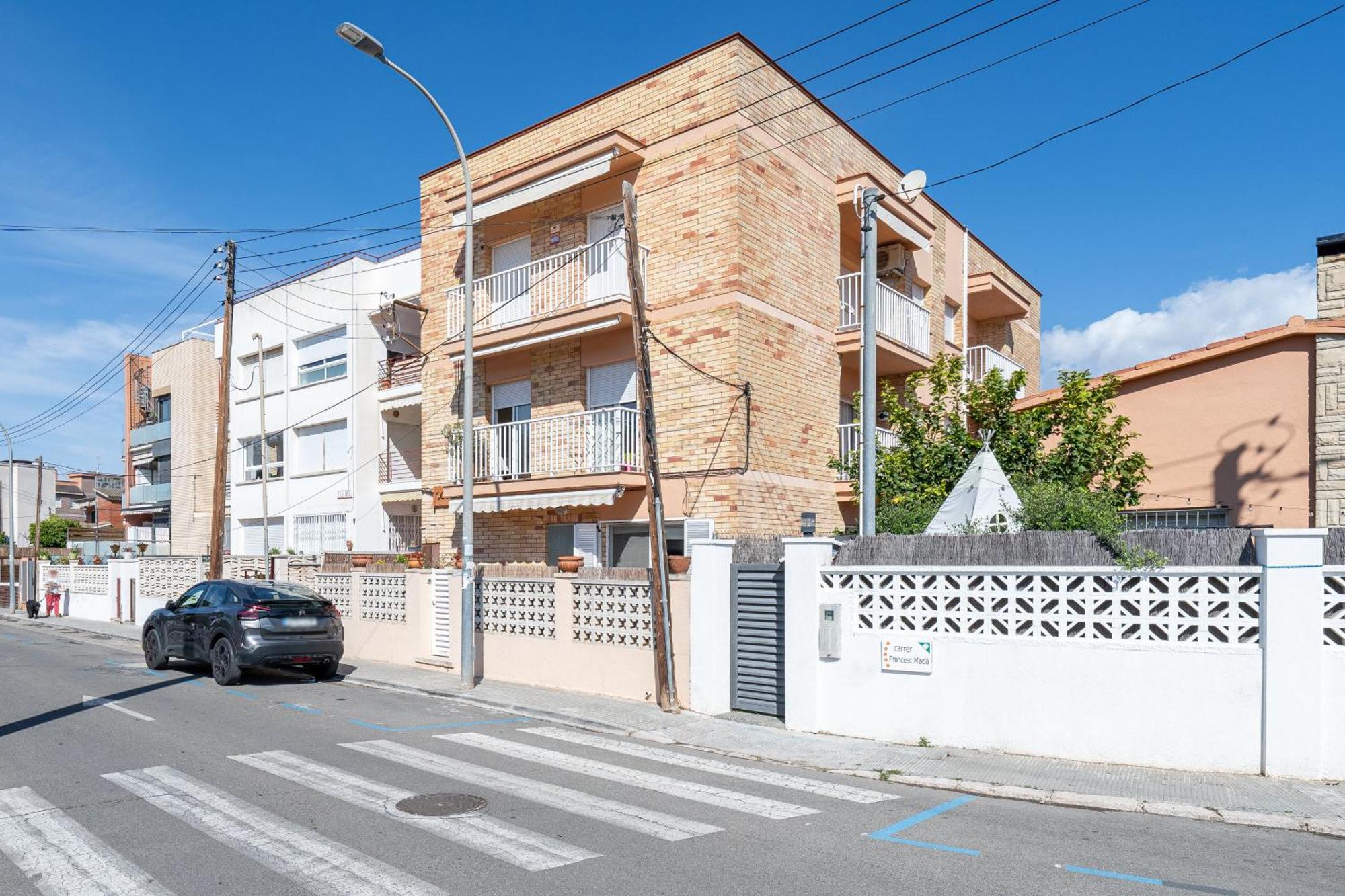 Hauzify I Apartament Zulu Cubelles Exterior foto